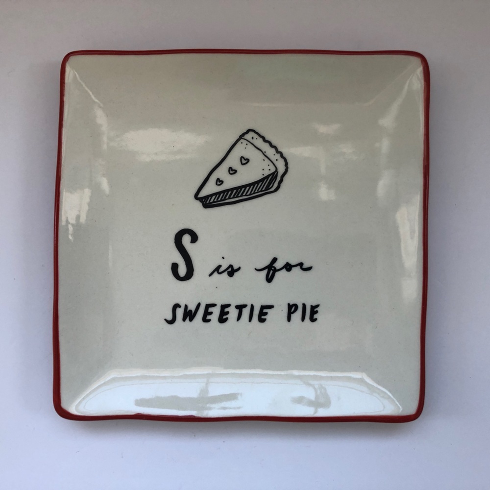 3/$20 - Indigo “S is for Sweetie” dish